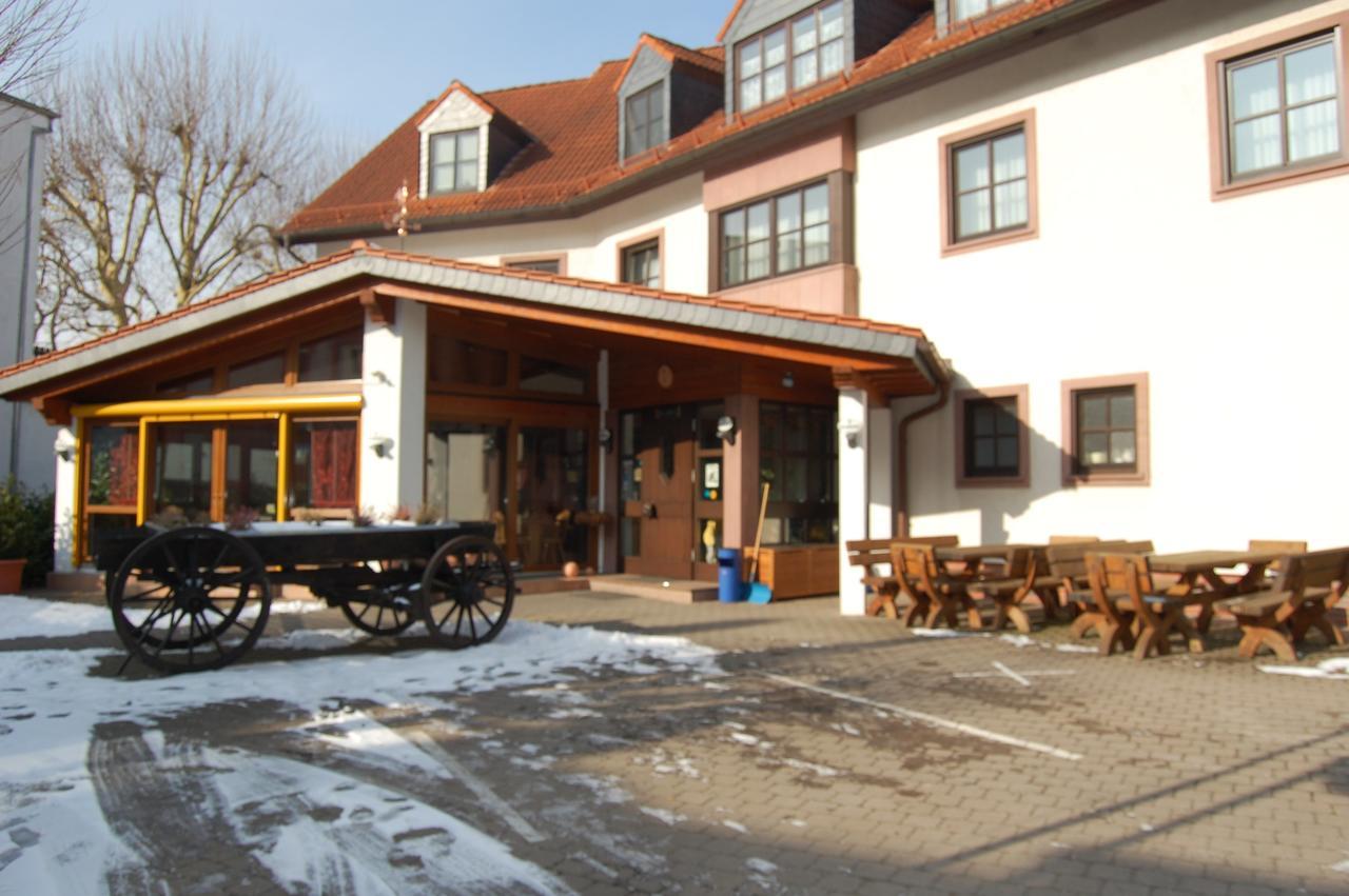 Hausener Dorfkrug Hotell Frankfurt am Main Exteriör bild